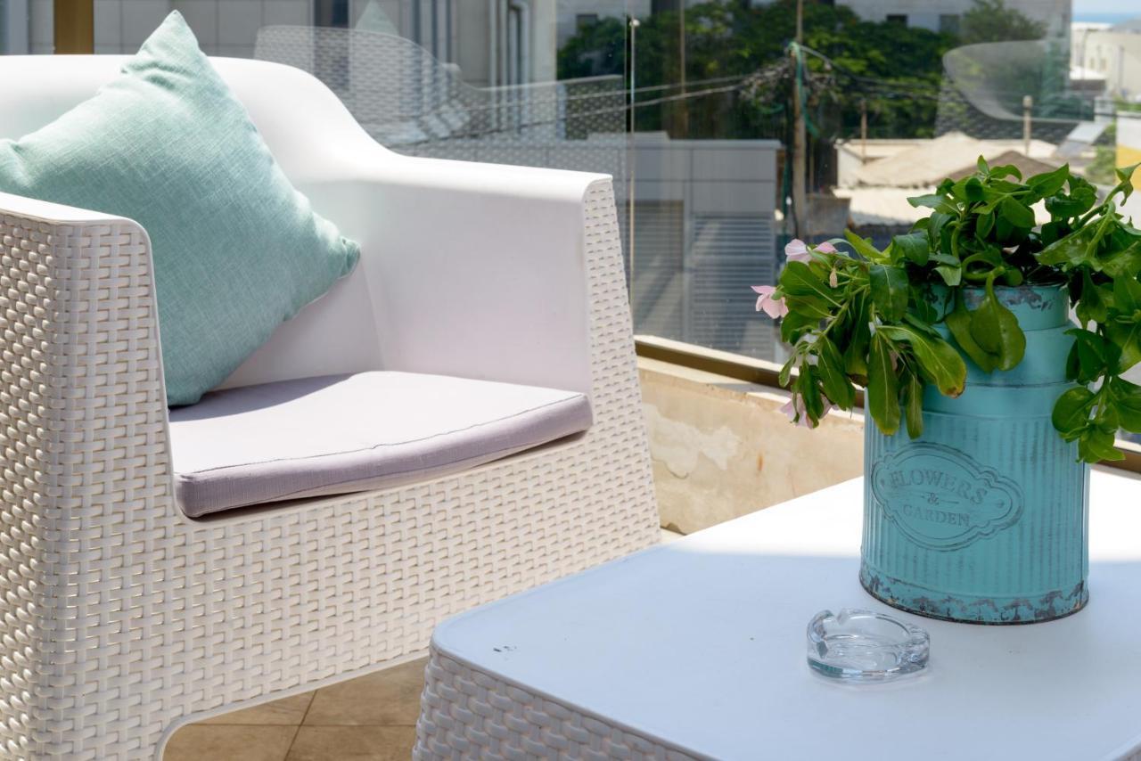 Studio & Apartments On The Beach By Aspentlv Tel Aviv Exterior foto